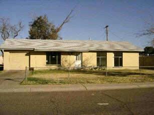 3046 N 48th Ave., Phoenix, AZ 85031