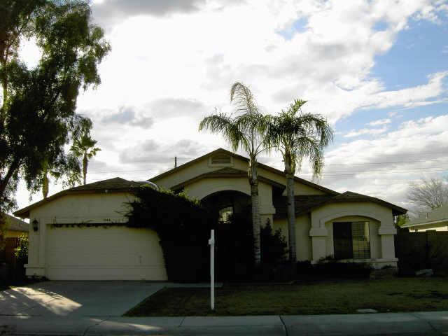 1044 S Harrington St., Gilbert, AZ 85233
