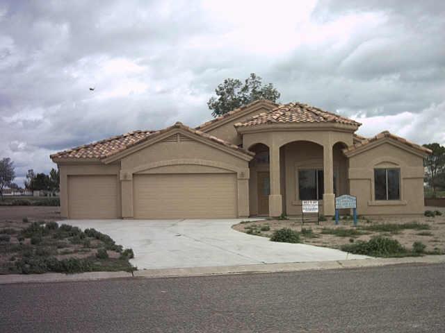 14245 S Country Club Way, Arizona City, AZ 85223