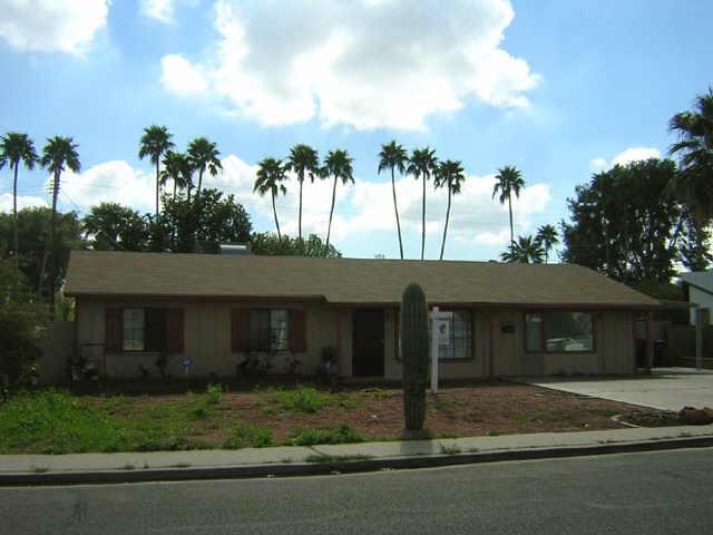 907 N Wedgewood Dr., Mesa, AZ 85203