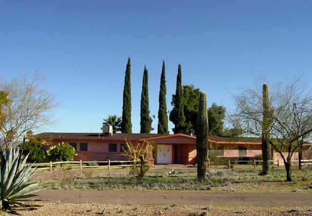 33 W Camino Dr., Wickenburg, AZ 85390