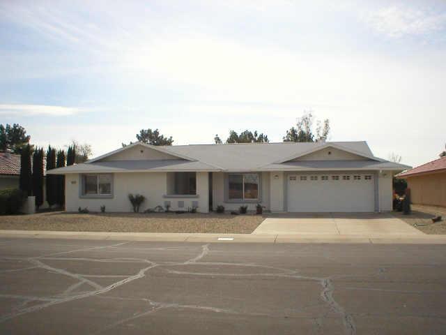 9555 W Country Club Dr., Sun City, AZ 85373