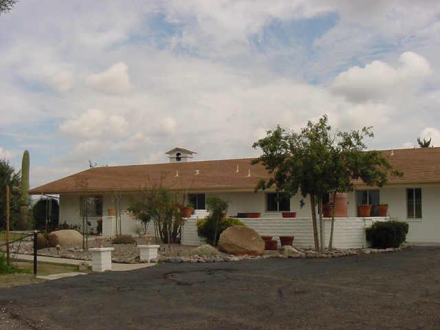 26 W Camino Dr., Wickenburg, AZ 85390