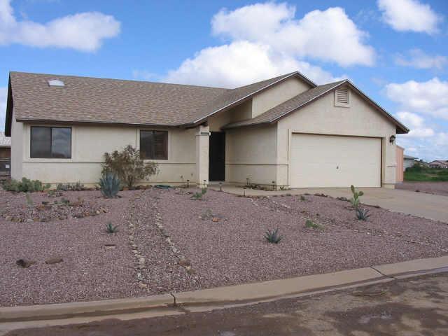 9166 W Oneida Dr., Arizona City, AZ 85223