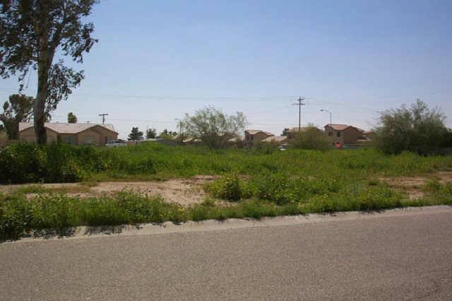 9013 E Butternut Ave., Mesa, AZ 85208