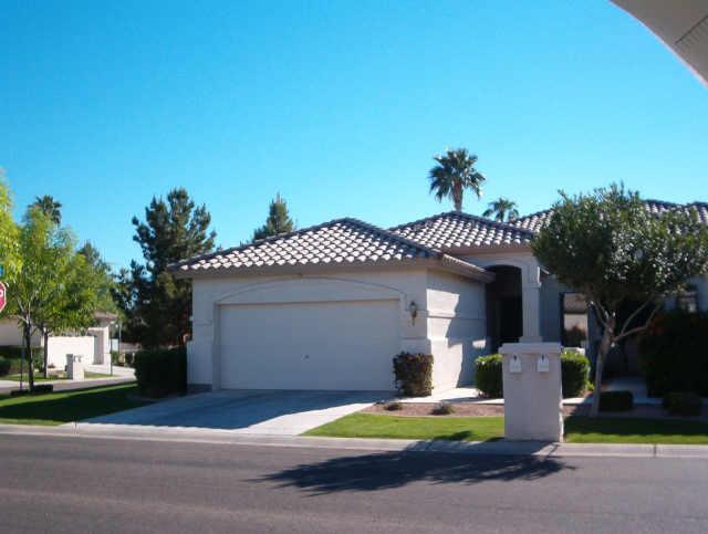 9753 E Holiday Way, Sun Lakes, AZ 85248