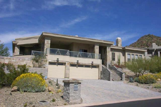 2618 E Ocotillo Rd., Phoenix, AZ 85016
