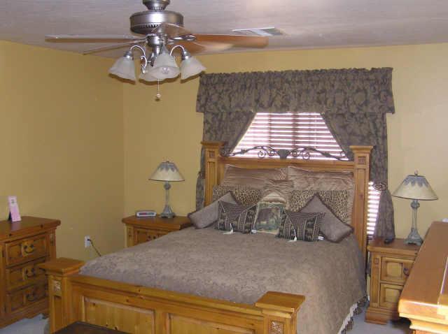 447 W Mountain Sage Dr., Phoenix, AZ 85045