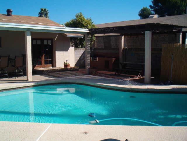 407 E Ellis Dr., Tempe, AZ 85282