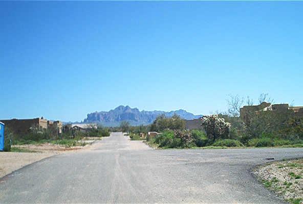 10612 E Hillview St., Mesa, AZ 85207