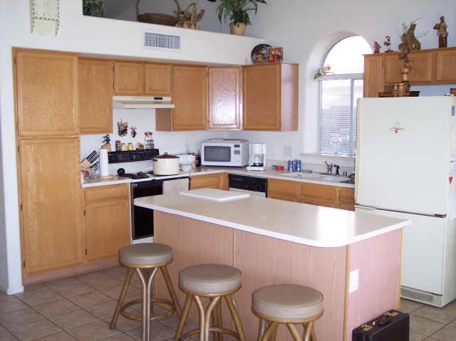 8731 W Betty Elyse Ln., Peoria, AZ 85382