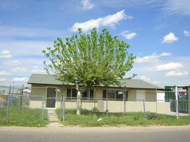 2542 E Mobile Ln., Phoenix, AZ 85040