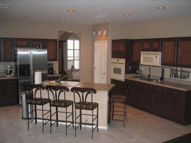 15209 S 18th Ave., Phoenix, AZ 85045