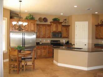 8227 S 15th St., Phoenix, AZ 85042