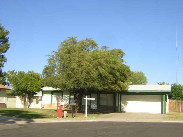 1928 Des Moines, Mesa, AZ 85201