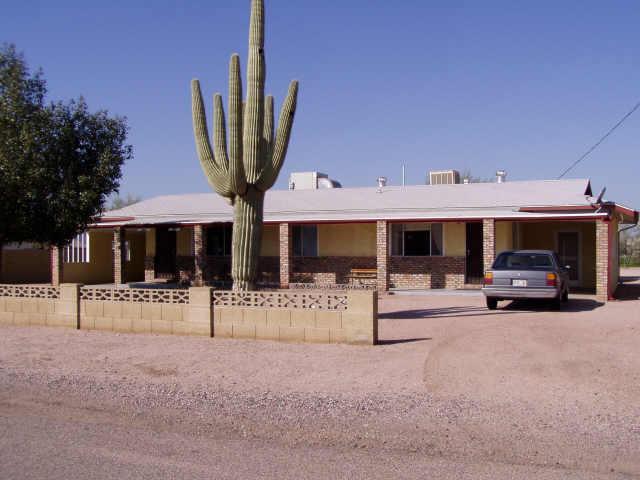 230 S Grand Dr., Apache Junction, AZ 85220