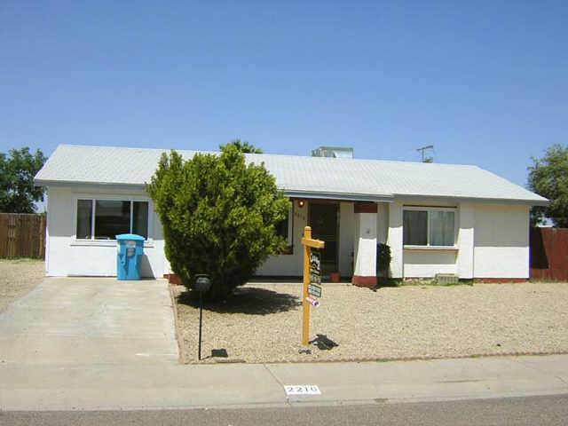 2216 W Michelle Dr., Phoenix, AZ 85023