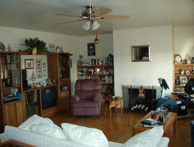 8229 N 57 Dr., Glendale, AZ 85302