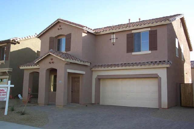2015 S Falcon Dr., Gilbert, AZ 85295