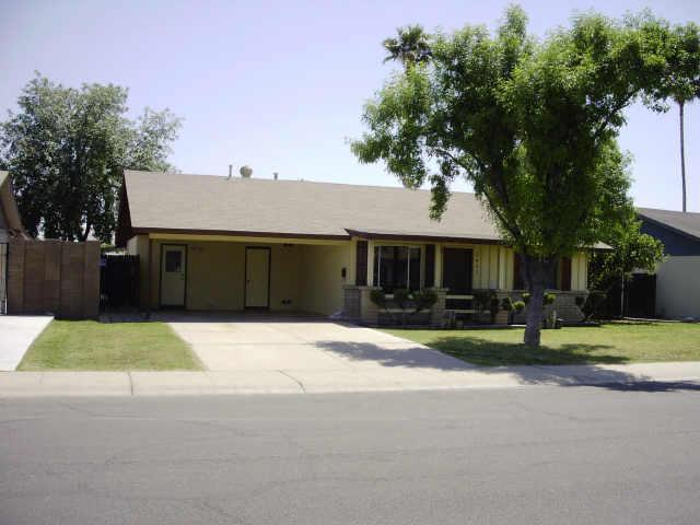 2461 E Manhatton Dr., Tempe, AZ 85282