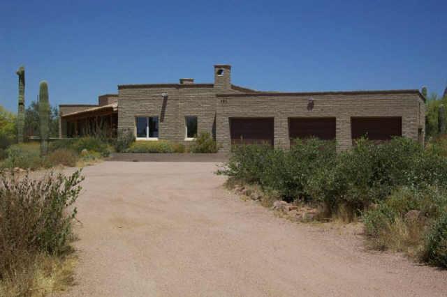 1098 S Barkley Rd., Apache Junction, AZ 85119