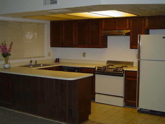 4446 N 76th Ln., Phoenix, AZ 85033