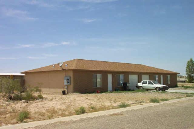 15982 S Moon Valley Rd., Arizona City, AZ 85223