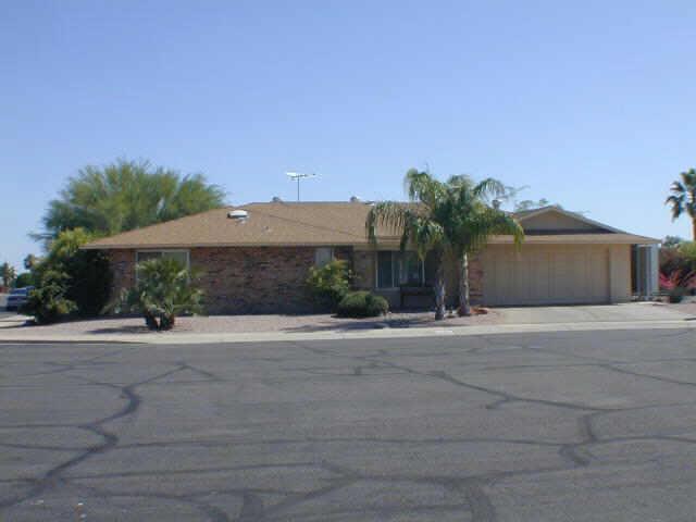 17402 N Foothills Dr., Sun City, AZ 85373