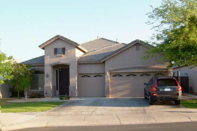 2710 E Carson Rd., Phoenix, AZ 85042