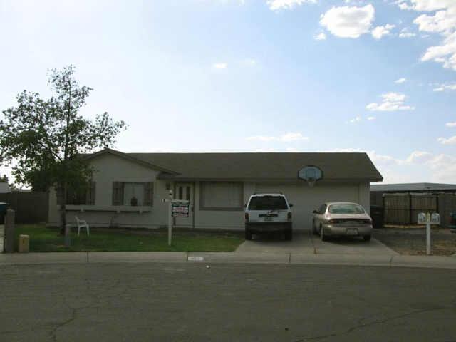 820 N 67th Dr., Phoenix, AZ 85043