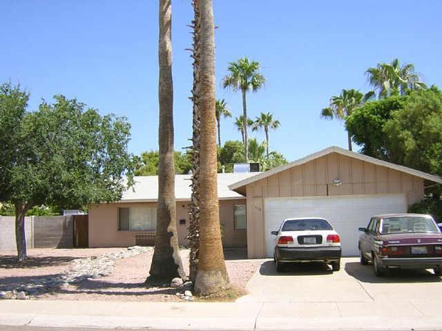 416 E Carson Dr., Tempe, AZ 85282