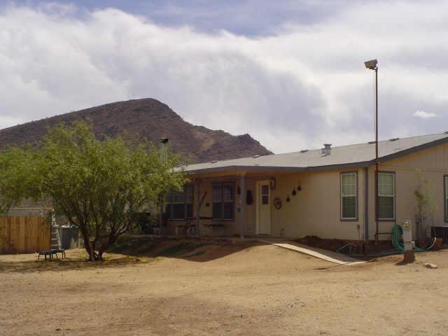 42821 N 14th St., New River, AZ 85087