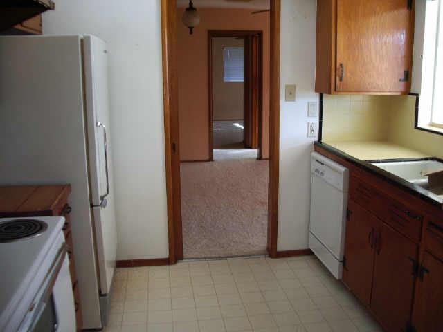 2420 40th St., Phoenix, AZ 85008