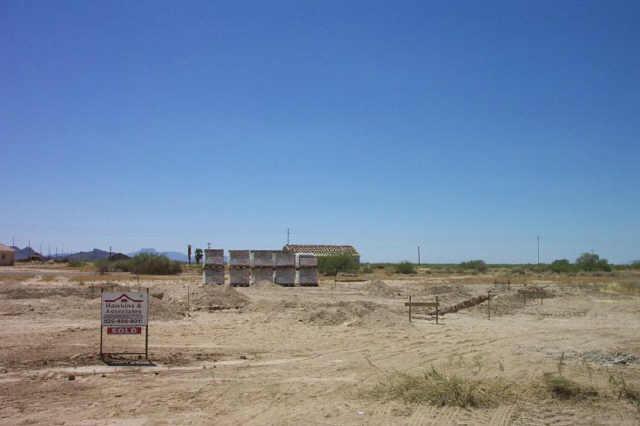 11010 W Malibu Cir., Arizona City, AZ 85123