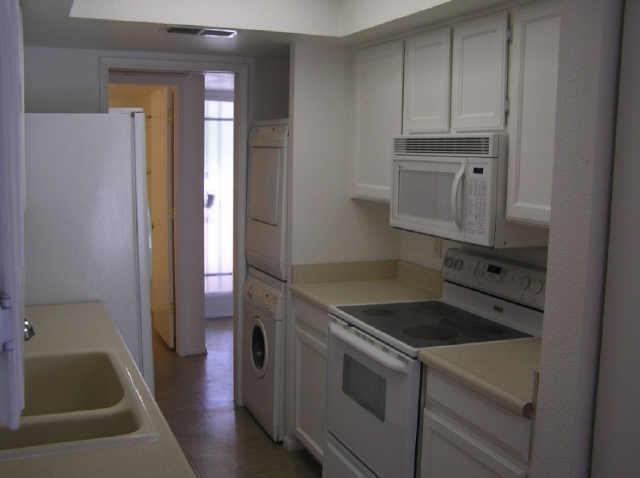 1155 E Sandpiper Dr. #218, Tempe, AZ 85283