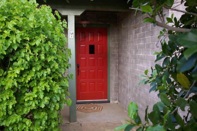 6735 N 8th St., Phoenix, AZ 85014