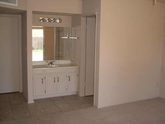 5215 E Tierra Buena Ln., Scottsdale, AZ 85254