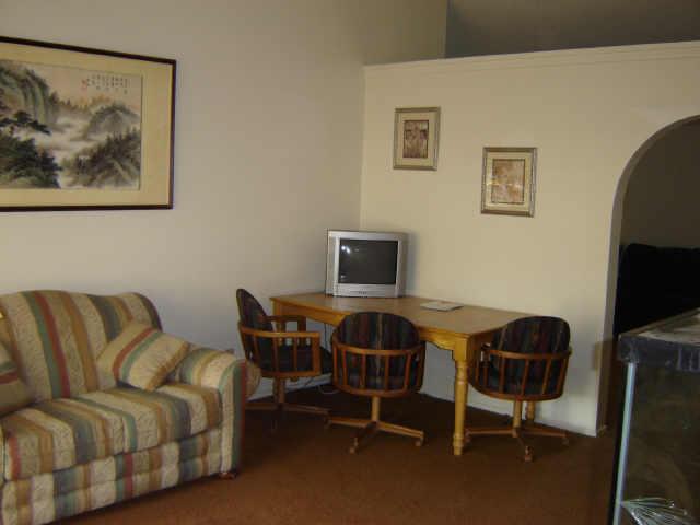 1306 W Stottler Dr., Chandler, AZ 85224