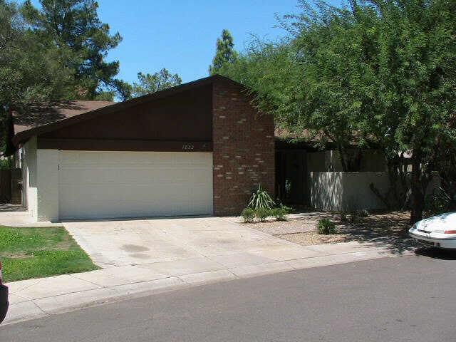 1822 Rogers, Mesa, AZ 85202