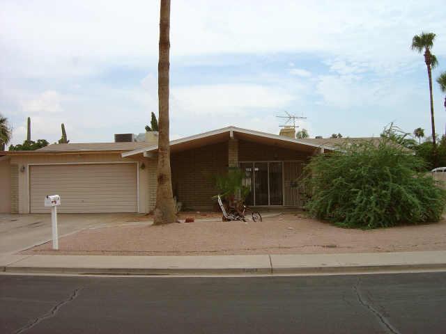 2218 E Evergreen St., Mesa, AZ 85213