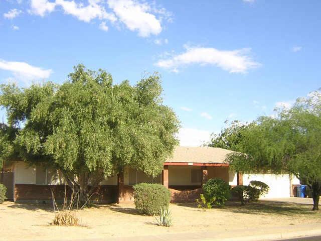 1325 N Barkley St., Mesa, AZ 85203