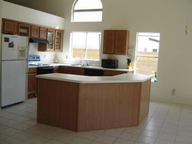 11406 N 93rd Ave., Peoria, AZ 85345