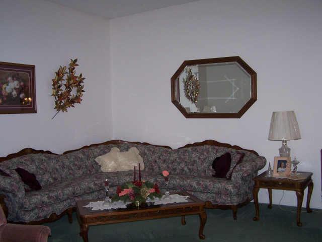 9917 W Hutton Dr., Sun City, AZ 85351