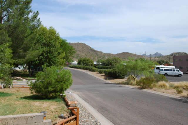 946 W Becker Ln., Phoenix, AZ 85029