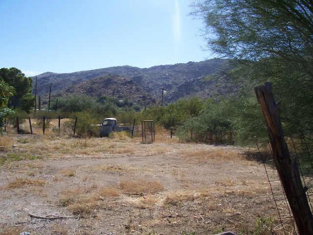 2435 E Winston Dr., Phoenix, AZ 85042