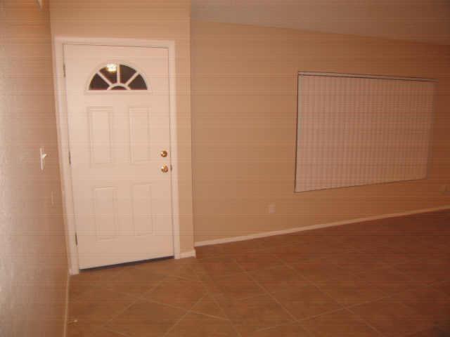 7614 W Highland Ave., Phoenix, AZ 85033