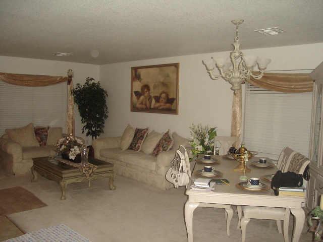 425 W Aviary Way, Gilbert, AZ 85233