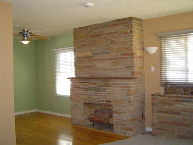 9633 N 2nd St., Phoenix, AZ 85020