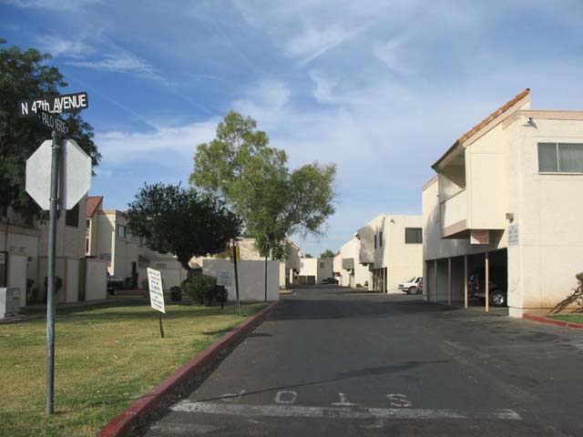 5871 N 47th Dr., Glendale, AZ 85301