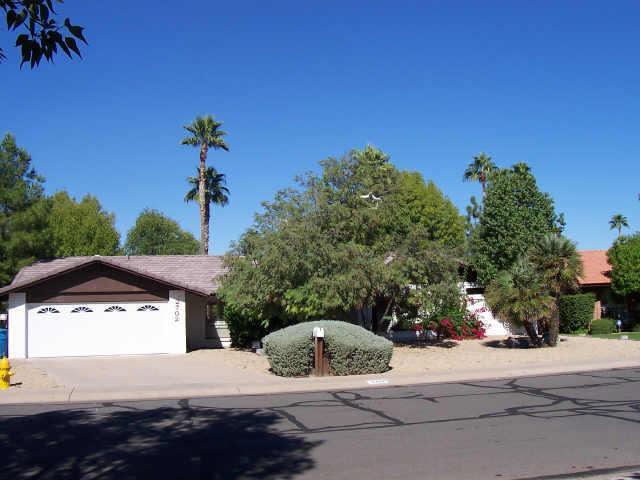 2702 E Cortez St., Phoenix, AZ 85028